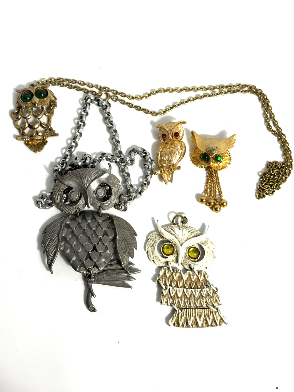 Lot of 5 Vintage to Modern Owl Jewelry Brooches & Articulated Necklaces